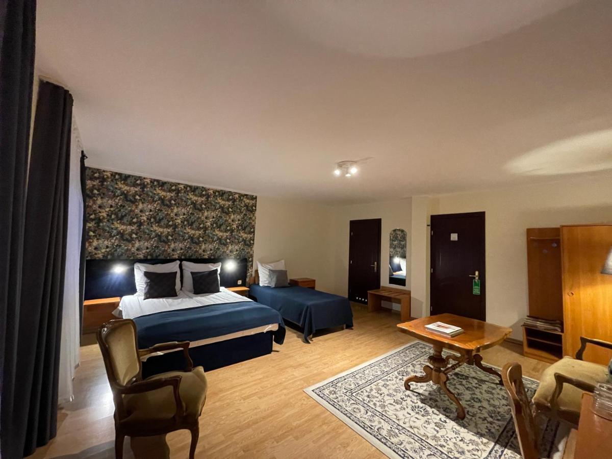 Golabek Leba Hotel Екстериор снимка