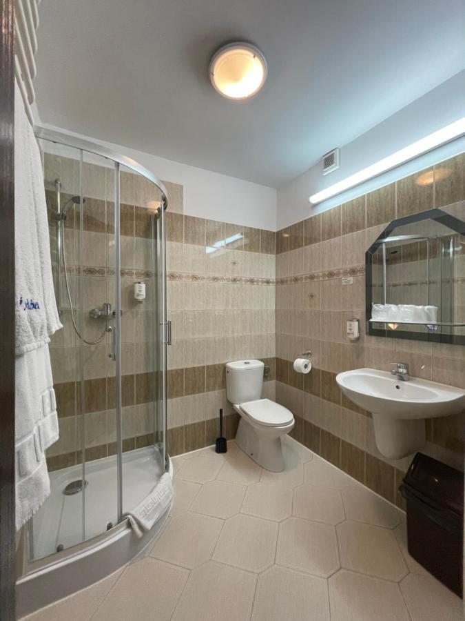 Golabek Leba Hotel Екстериор снимка