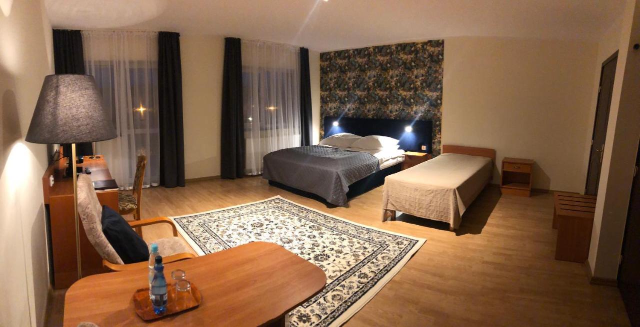 Golabek Leba Hotel Екстериор снимка